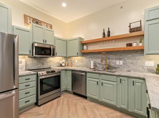 400 E Locust St Unit 102, Des Moines, IA 50309
