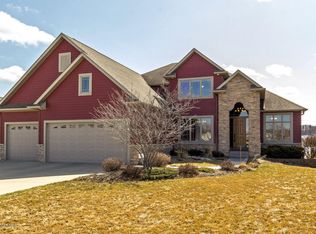 3110 Lake Vista Dr NW, Rochester, MN 55901