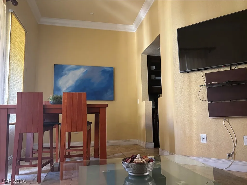 1 bed, 1.0 bath, 692 sqft, $1,495 — Photo 3