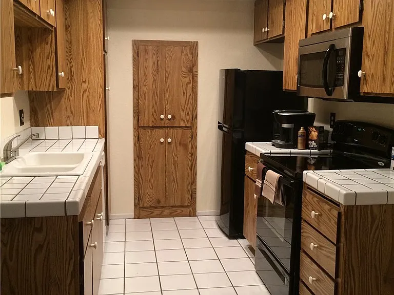 20702 El Toro Rd — Photo 3