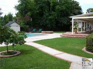 19306 Citronia St, Northridge, CA 91324