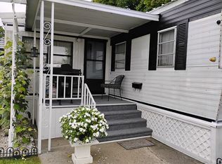 2099 Mary Ann Dr #103, Troy, MI