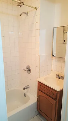 Rented by Grand & Co. | media 29