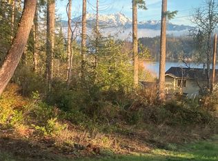 360 E McReavy Rd, Union, WA 98592