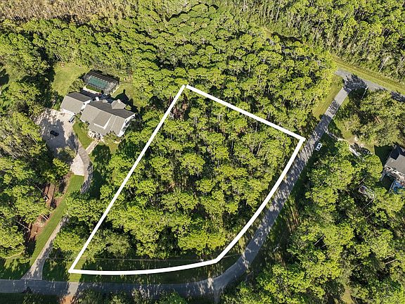 3rd image of 115 Deer Patch Ln