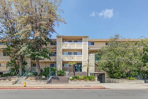 121 Sinclair Ave Photo 1