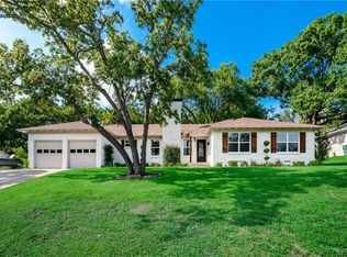 6808 Brants Ln, Fort Worth, TX 76116