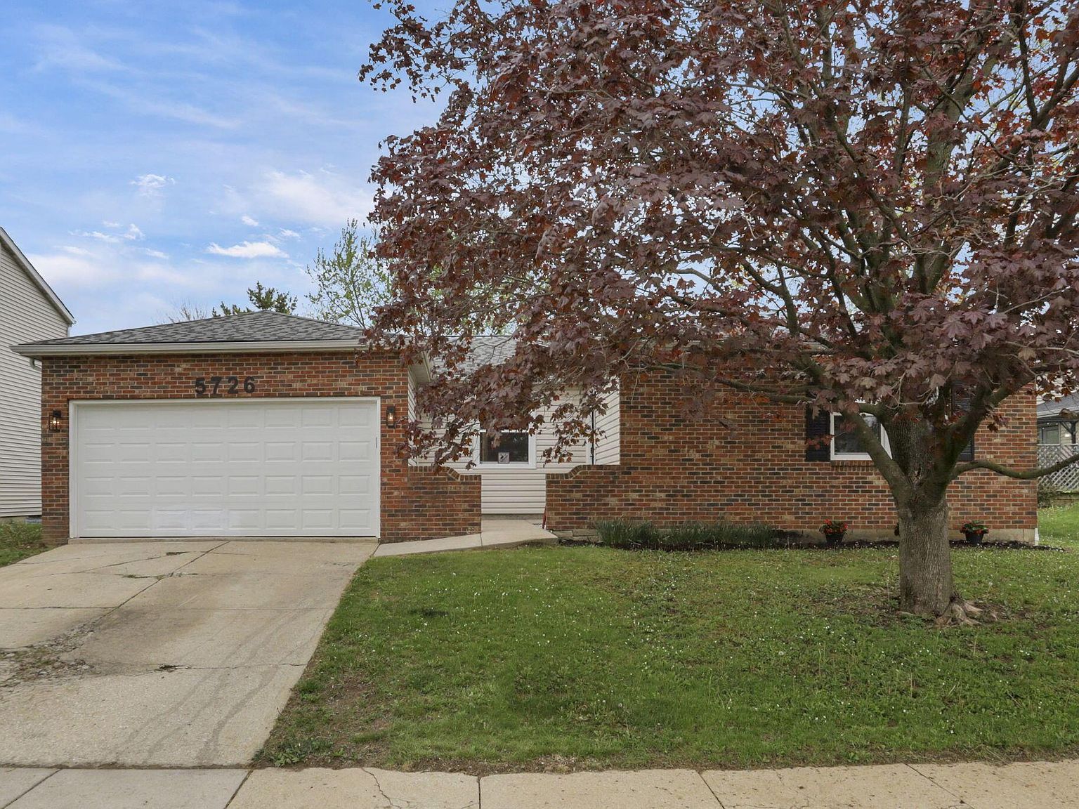 5726 Countrie Side Dr, Galloway, OH 43119 | Zillow