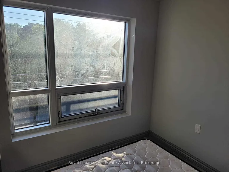 275 Larch St #F-306 — Photo 13