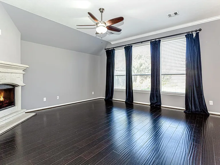 14322 Baron Creek Ln — Photo 33