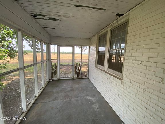4th image of 2374 Pleasant Grove Road