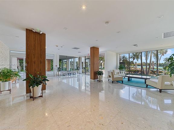 2nd image of 9102 W Bay Harbor Dr #6-B