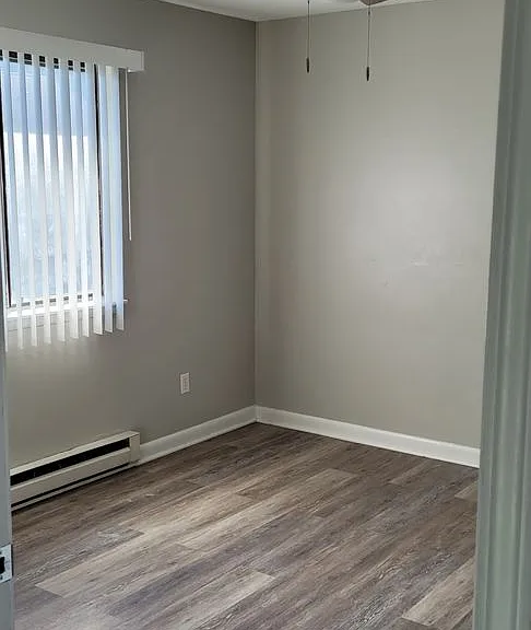 475 Meadowview Dr #B306 — Photo 8
