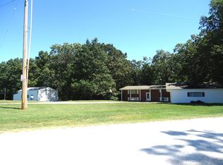 80 Cave Dr, Eldon, MO 65026