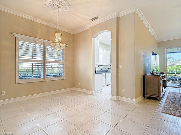 5th image of 715 Vistana CIR #40