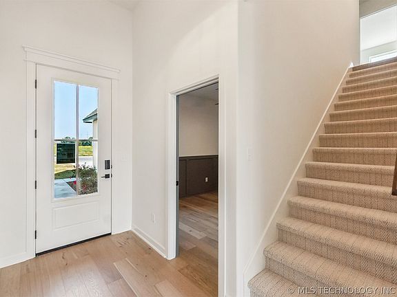 6th image of this home