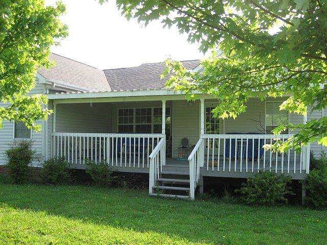 2nd image of 675 Eagle Landing Dr
