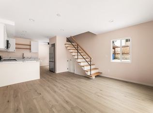 1825 E Woodbury Rd, Pasadena, CA 91104