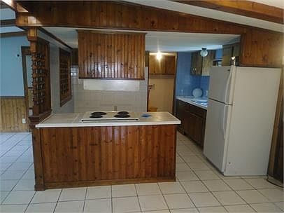 4th image of 806 Penny Pl