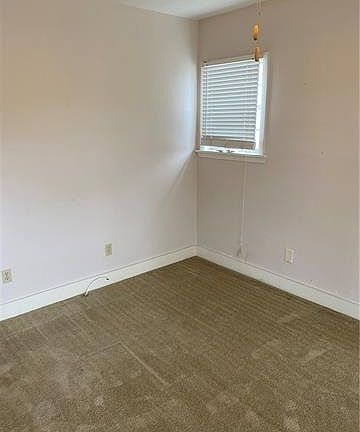 4th image of 4060 Saint Ferdinand St