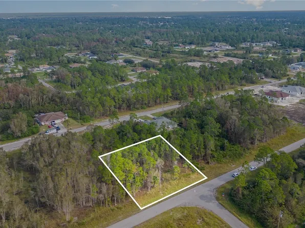 609-611 Ladd St, Lehigh Acres, FL 33974