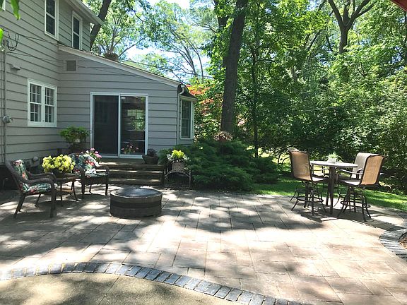 5th image of 2371 Westwood St