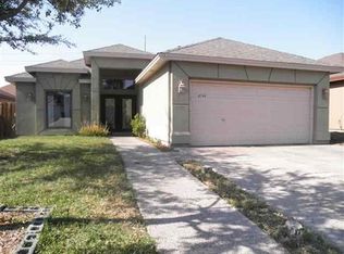 8740 Rolling Hills Dr, Laredo, TX 78045