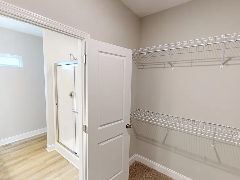 1056 Moen Loop — Photo 25