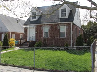 4628 192nd St, Flushing, NY 11358