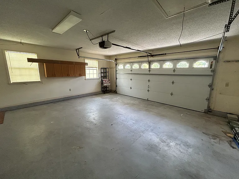 1201 Formby Ct — Photo 21