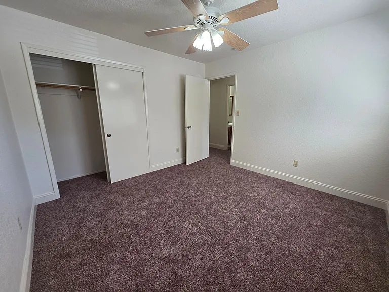 1109 E Orangeburg Ave #16 — Photo 32