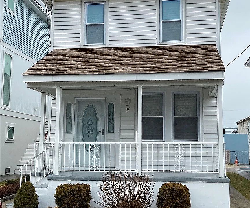 1st image of 9 N Jefferson Ave #A