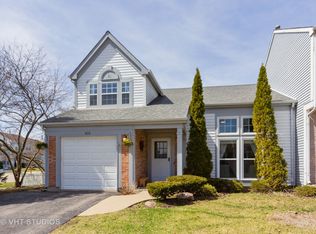 800 Handley Ct, Mundelein, IL 60060