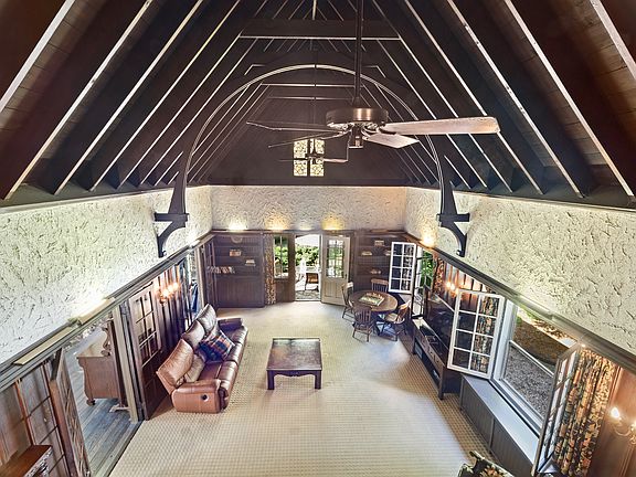 544 Pelham Manor Road