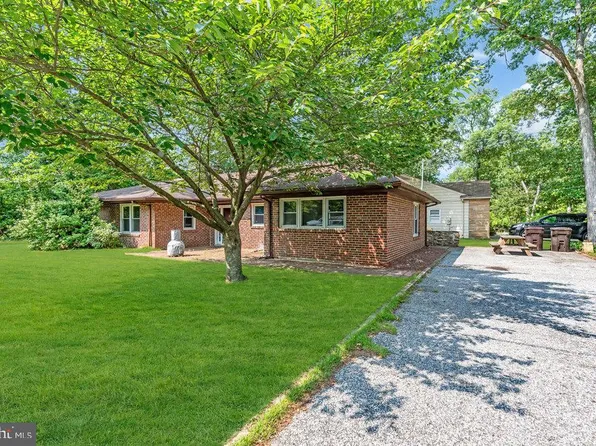 27 Litle Ave, Delran, NJ 08075