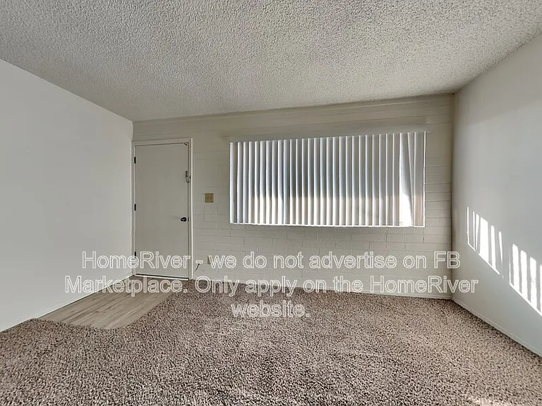 2020 Smoketree Ave N #1 — Photo 3