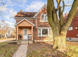 30 Dunbar Rd S, Waterloo, ON N2L2E3