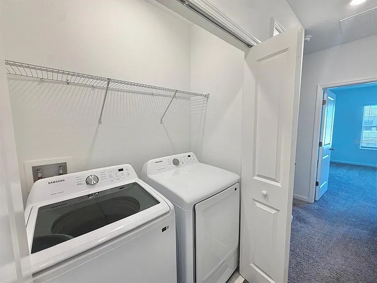 3302 Laurent Loop — Photo 24