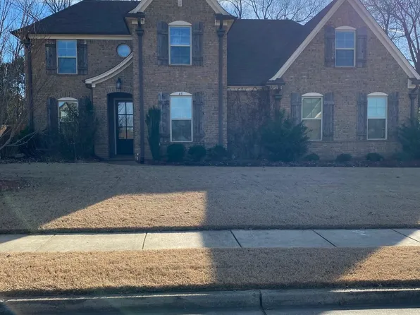 45 Oak Hollow Dr, Oakland, TN 38060