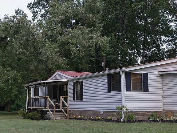 2nd image of 1227 Brushy Rd
