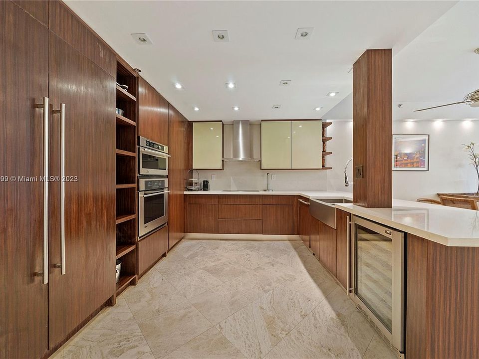 Open kitchen