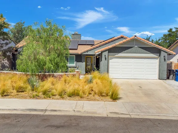 37725 Boxthorn St, Palmdale, CA 93552