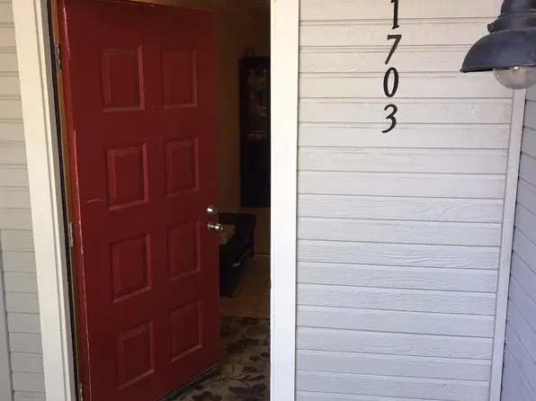 2400 Eilers Ln APT 1703, Lodi, CA 95242