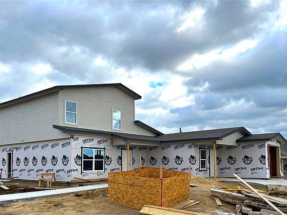 2nd image of 2107 Wildewood Dr