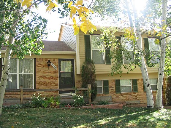 2nd image of 5085 W Old Farm Cir