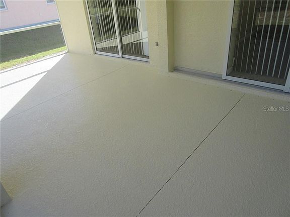 4th image of 8338 Drolet Ave