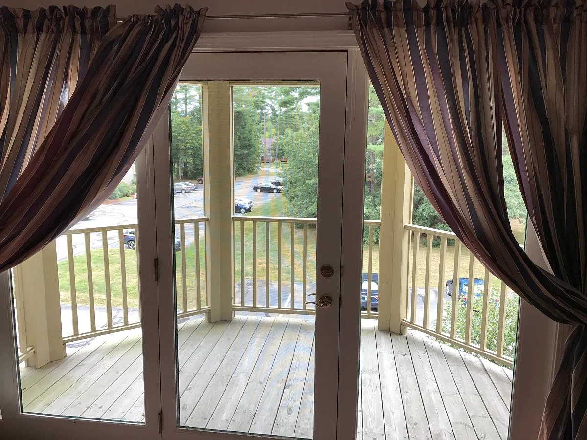 2 bed, 1130 sqft, $2,400 — Photo 3