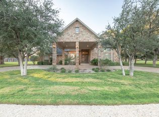 33 Saddle Club Dr, Midland, TX 79705