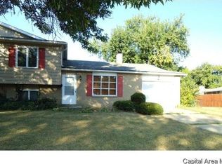 4129 Glendale Dr, Springfield, IL 62703