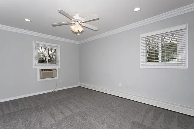 Fairfield Estates At Farmingdale Village — Photo 9